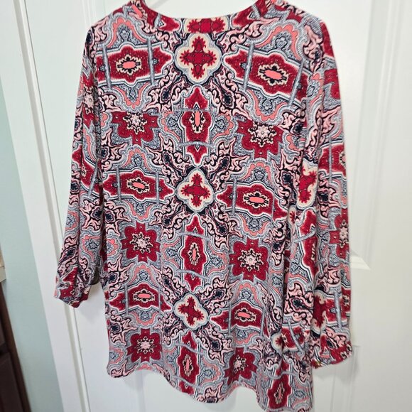 Charter Club Blouse Pintuck Top Red White Blue Geometric Plus Size 3X - Picture 7 of 7